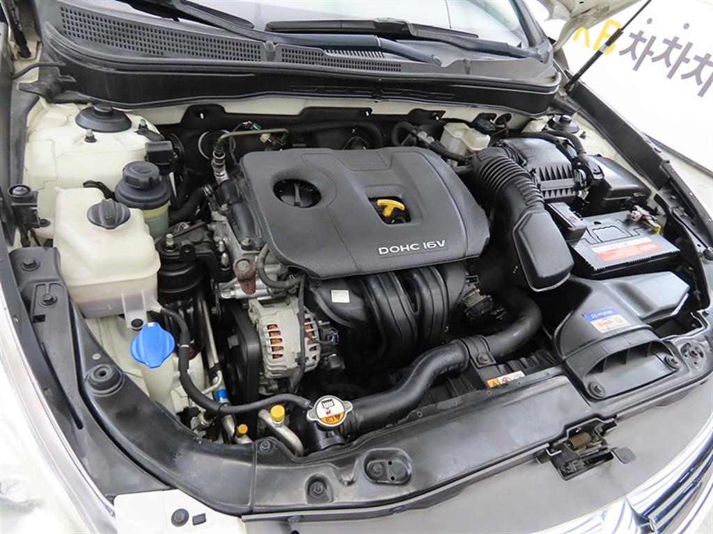 HYUNDAI Sonata 2013 Blanco - Importación desde Corea - HF Imports Iquique - Foto 19