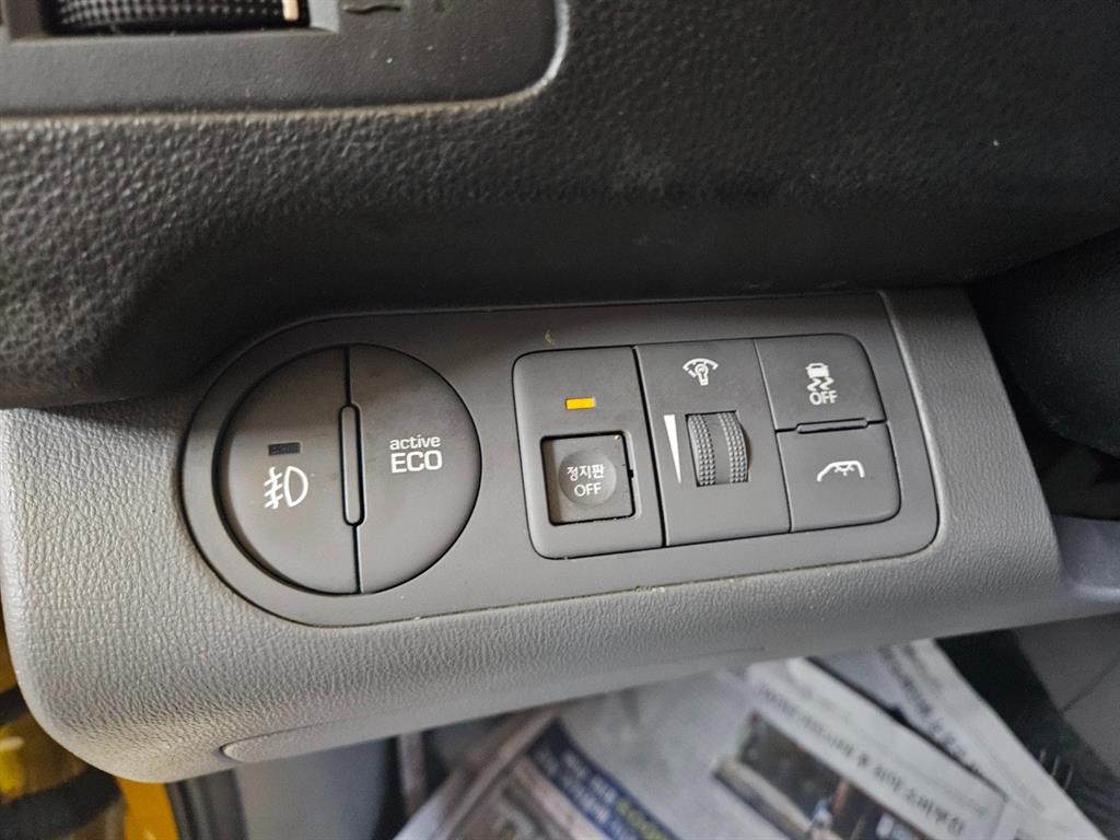 HYUNDAI Starex - Vista 6