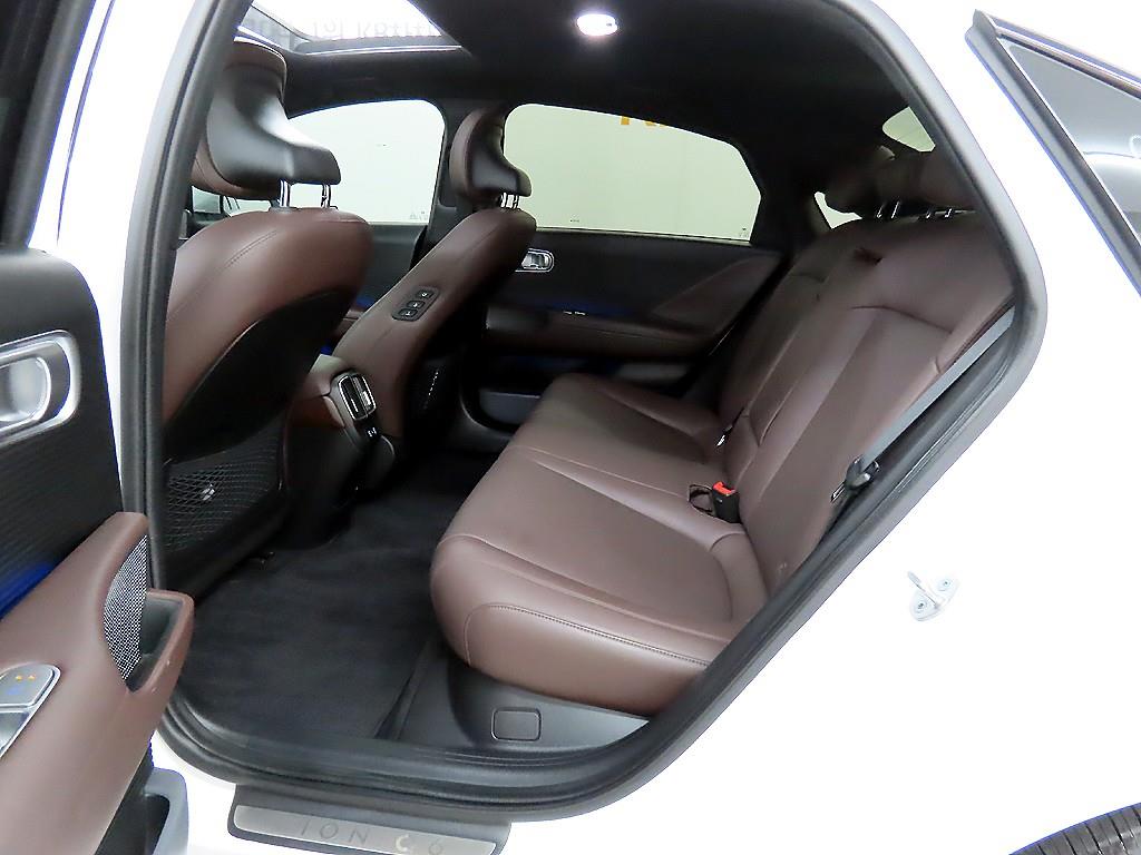 HYUNDAI Ioniq 6 - Vista 6