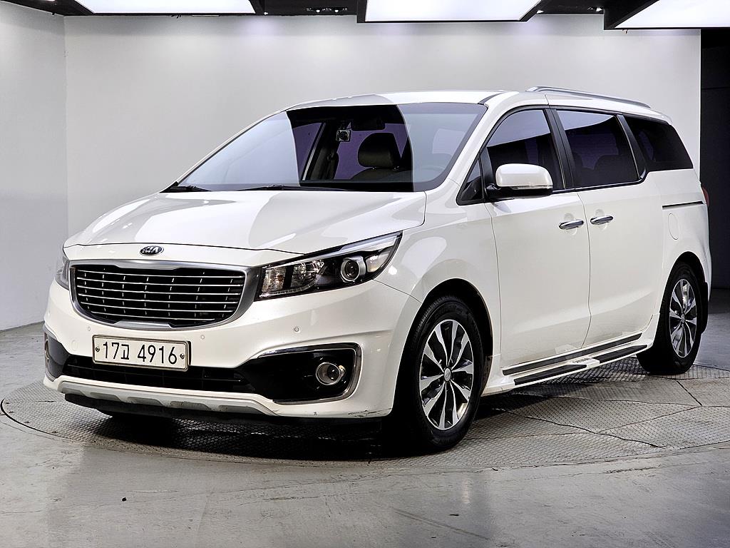 KIA Carnival 2016 Blanco - Importación desde Corea - HF Imports Iquique - Foto 1