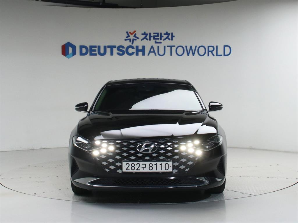 HYUNDAI Grandeur - Vista 3