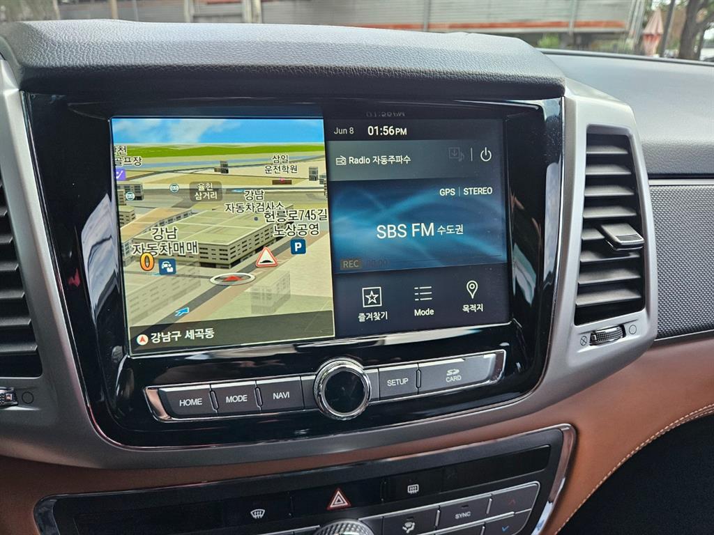 Ssangyong Rexton - Vista 10