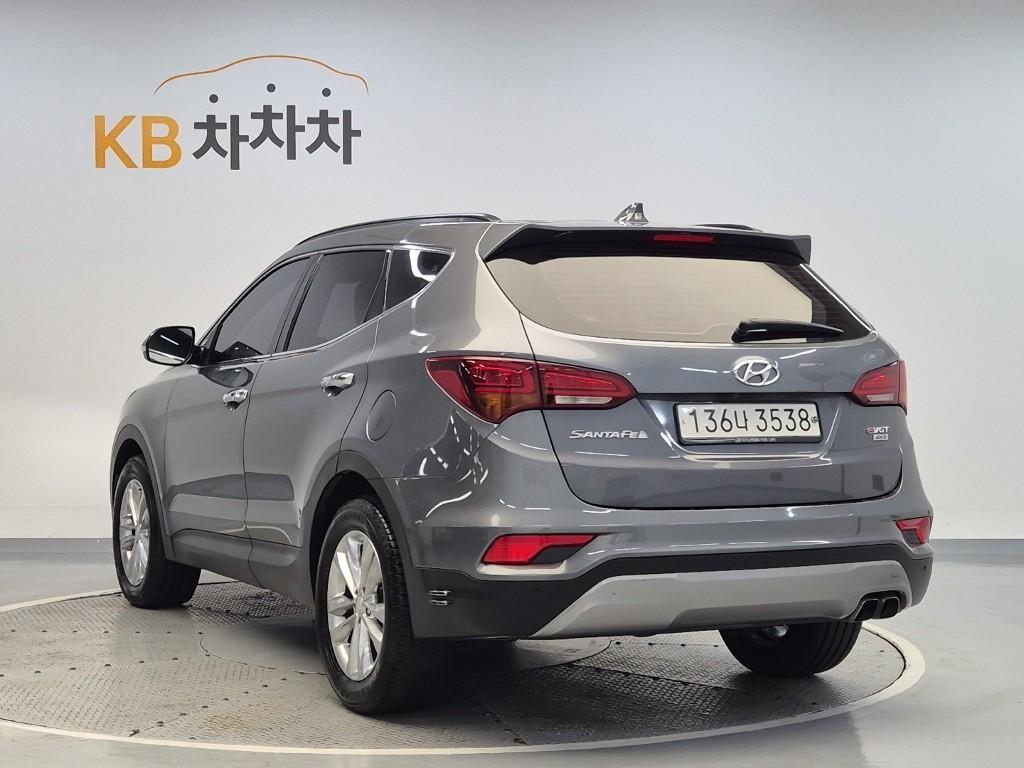 HYUNDAI Santa Fe - Vista 2