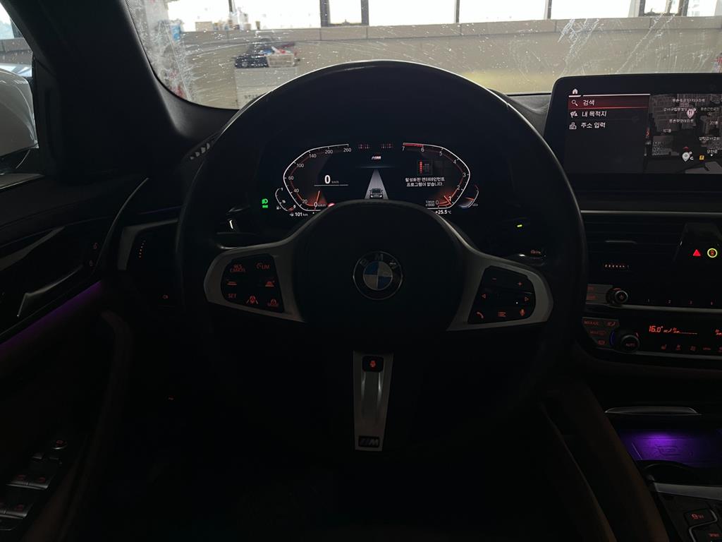 BMW 5 Series - Vista 11