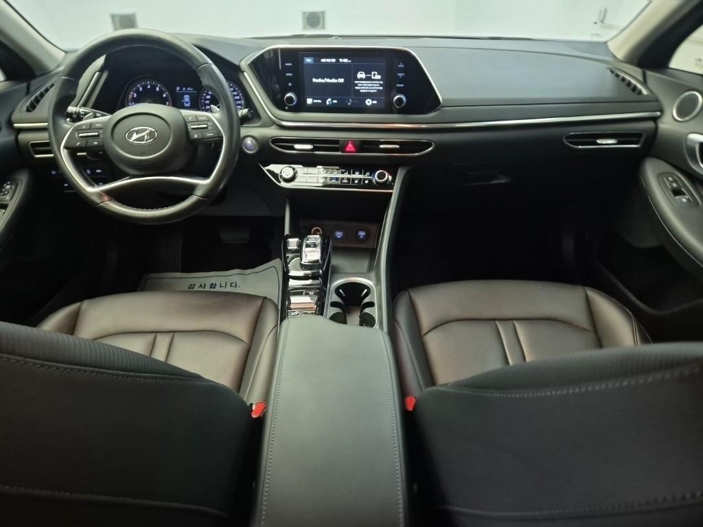 HYUNDAI Sonata - Vista 5