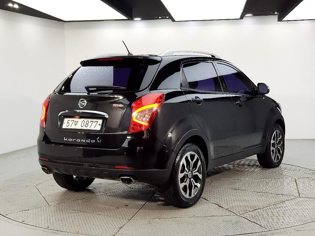 Ssangyong Korando - Vista 4