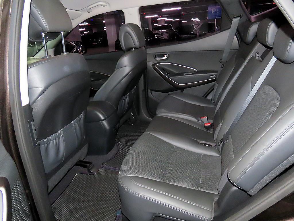HYUNDAI Santa Fe - Vista 7