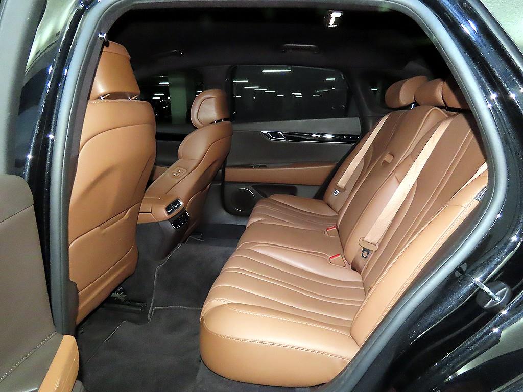 Genesis G80 - Vista 7