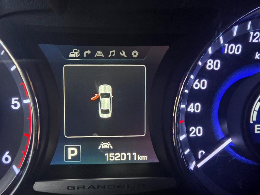 HYUNDAI Grandeur - Vista 11
