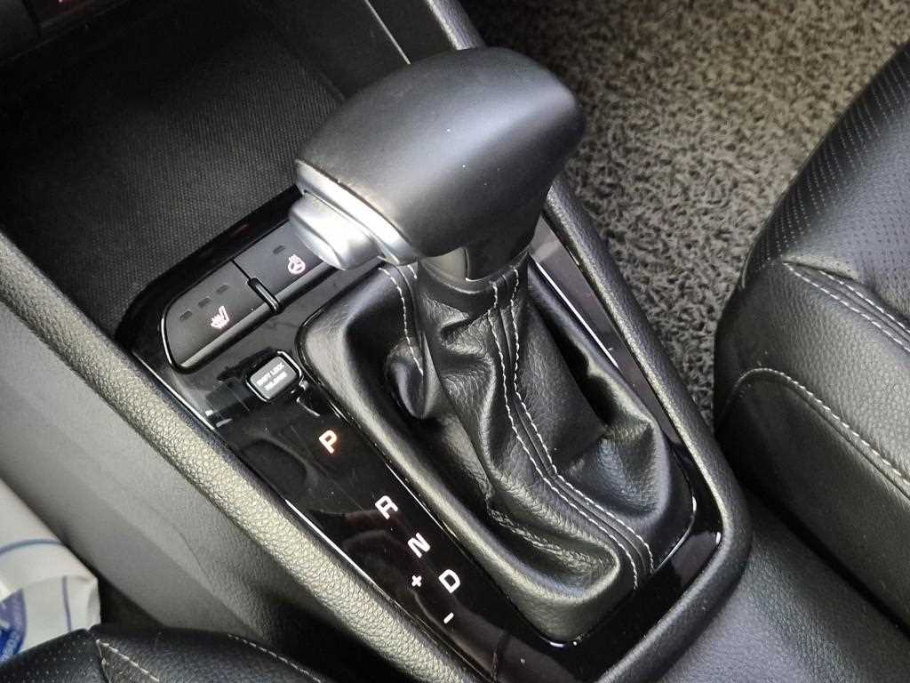 KIA Stonic - Vista 8