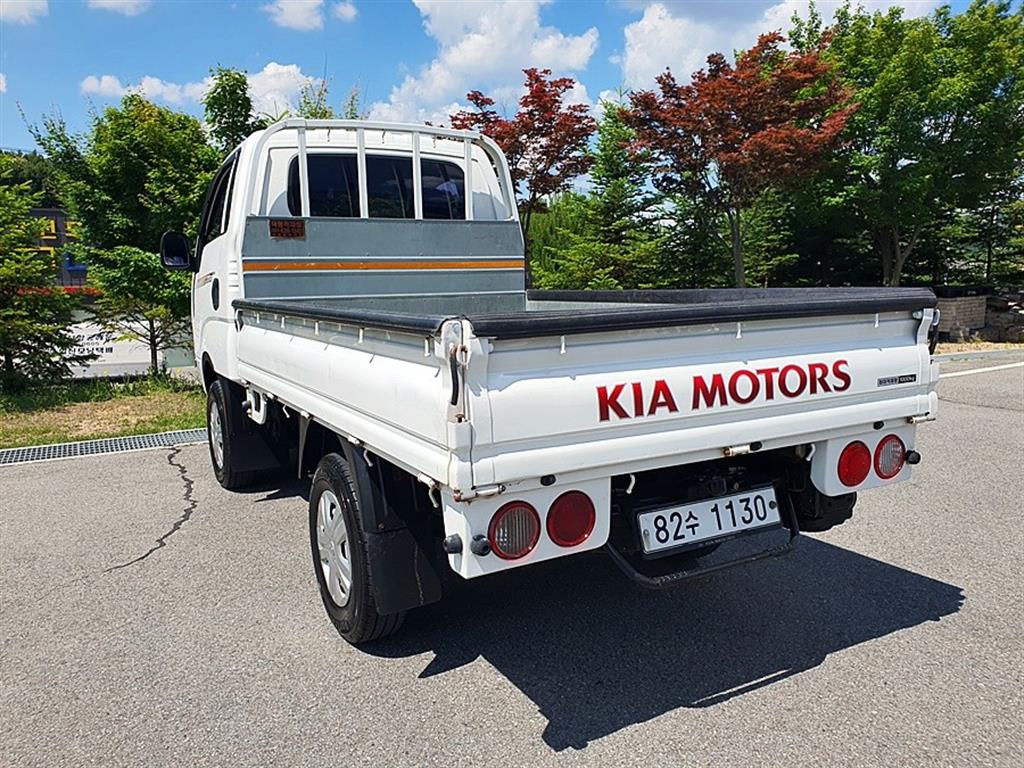 Small Truck Cargo (small) - Vista 4