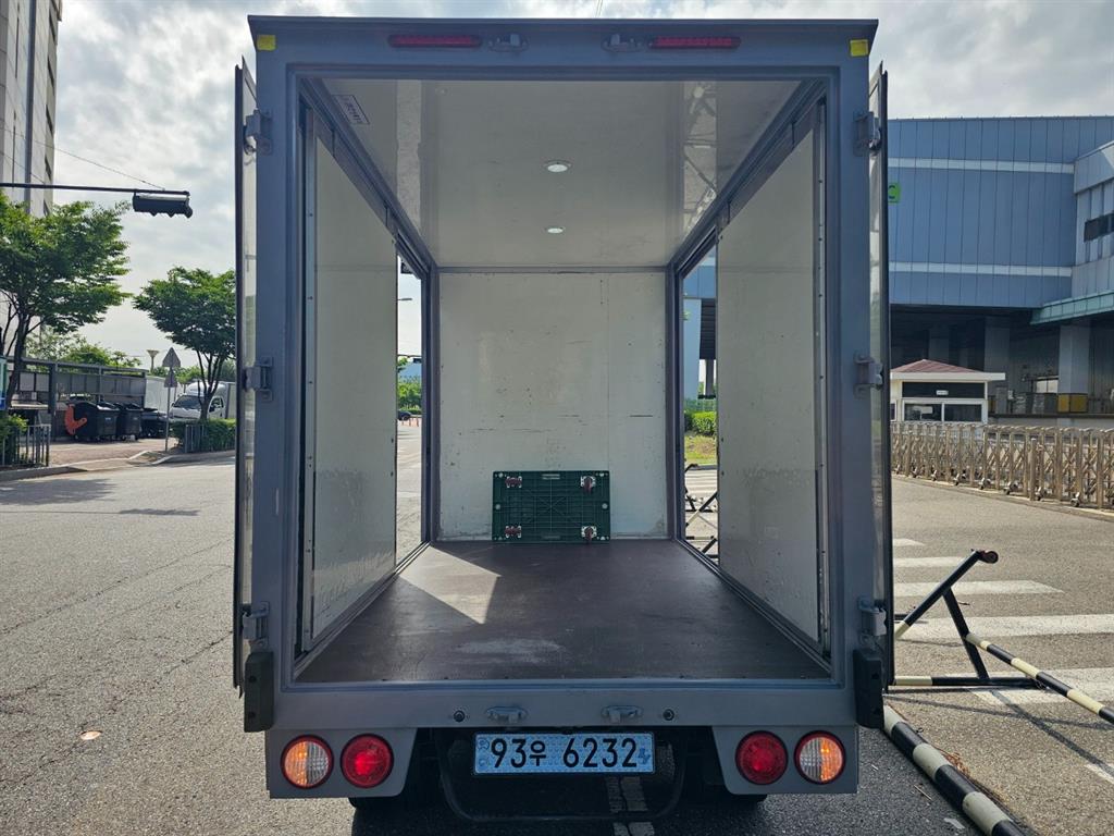 Small Truck Normal Box(High Deck) - Vista 5