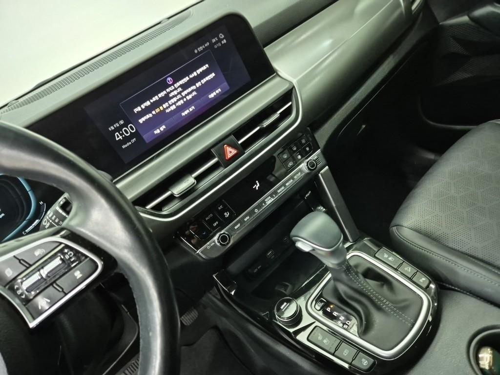 KIA Seltos - Vista 9