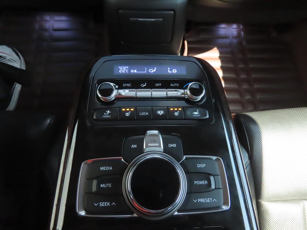 Genesis EQ900 2018 Gris - Importación desde Corea - HF Imports Iquique - Foto 8