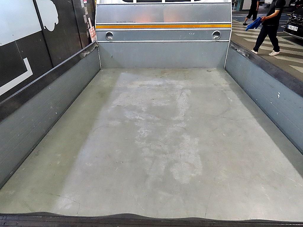Small Truck Cargo (small) - Vista 6