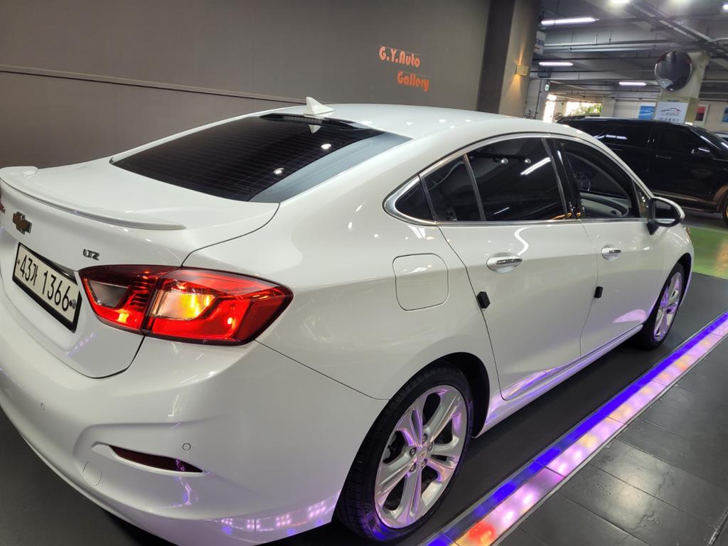 Chevrolet Cruise - Vista 6