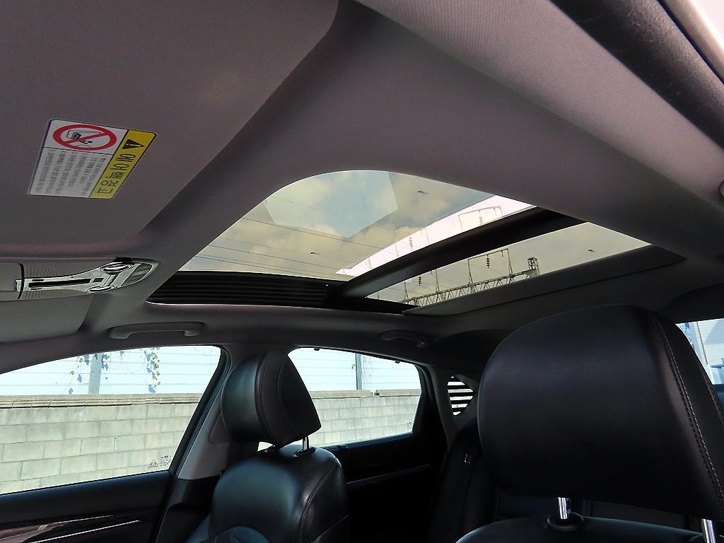 HYUNDAI Grandeur 2017 Blanco - Importación desde Corea - HF Imports Iquique - Foto 17