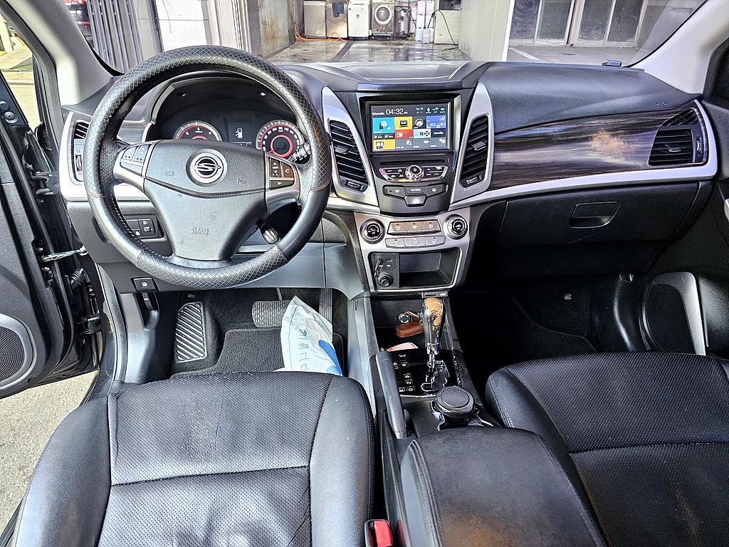 Ssangyong Korando - Vista 5