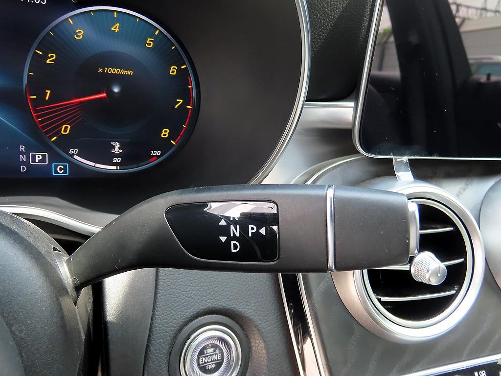 Mercedes Benz C Class - Vista 10
