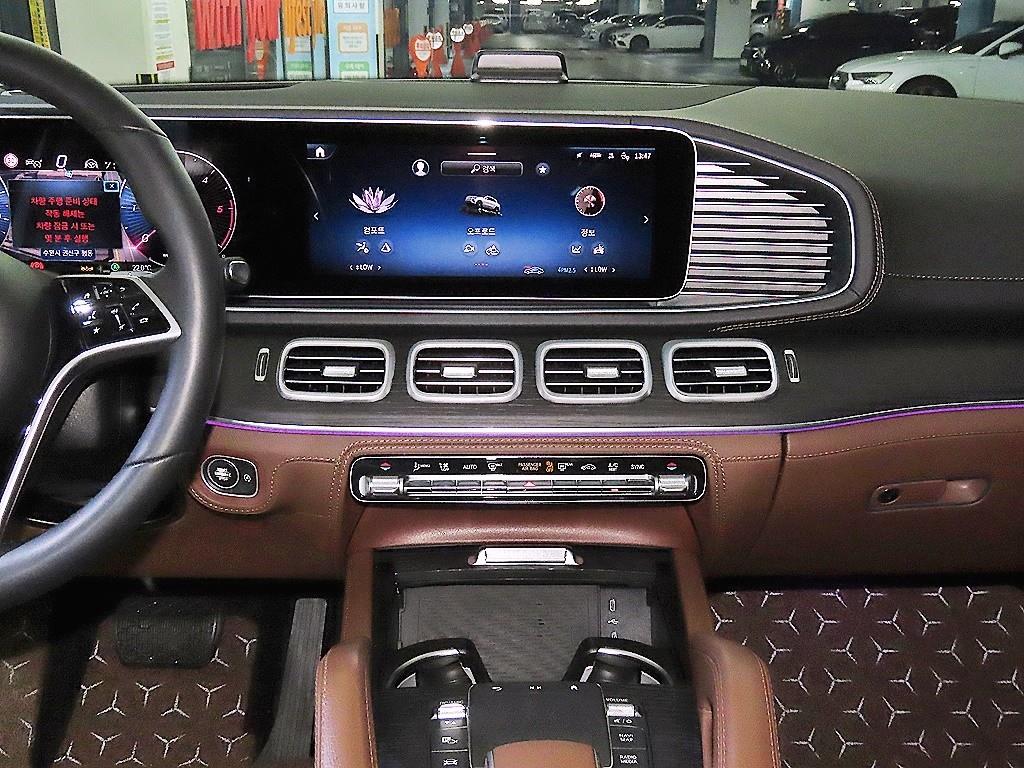 Mercedes Benz GLE Class - Vista 11