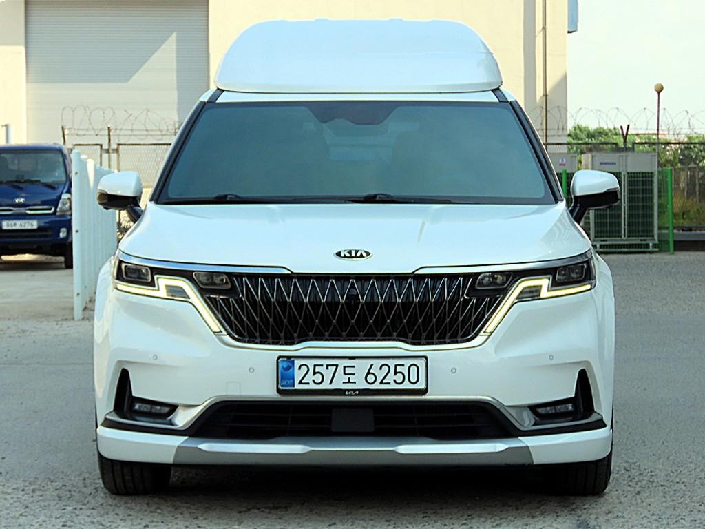 KIA Carnival 2021 Blanco - Importación desde Corea - HF Imports Iquique - Foto 1