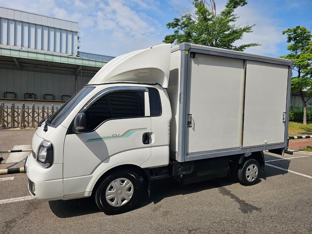Small Truck Normal Box(High Deck) - Vista 2