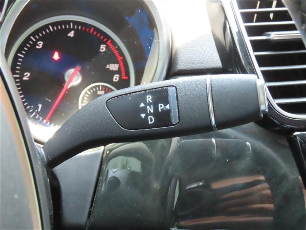 Mercedes Benz GLE Class - Vista 11
