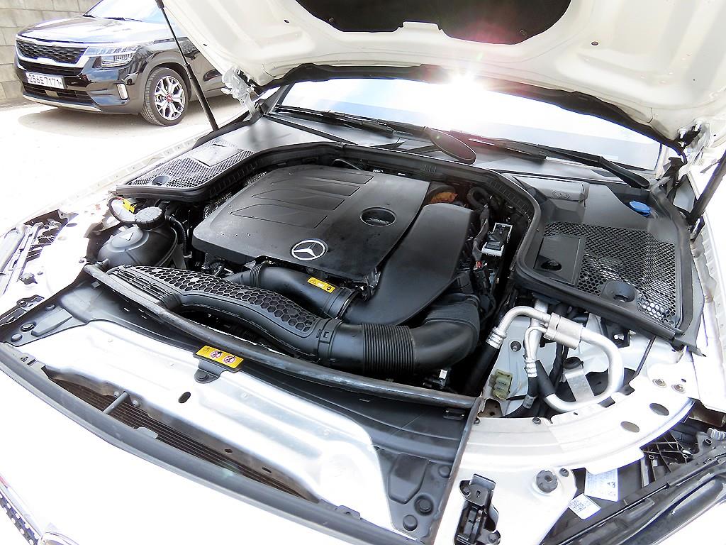Mercedes Benz C Class 2021 Blanco - Importación desde Corea - HF Imports Iquique - Foto 19