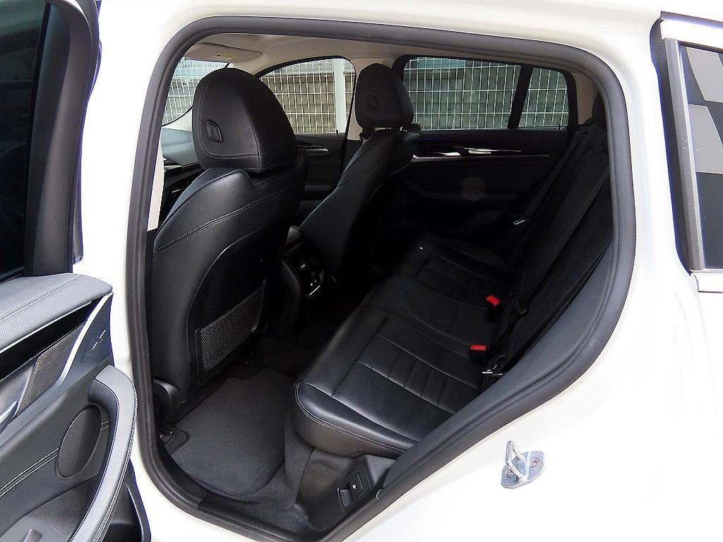 BMW X4 - Vista 6