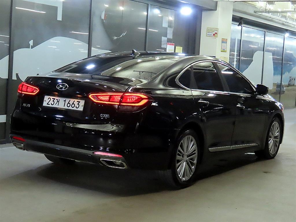 HYUNDAI Aslan - Vista 4