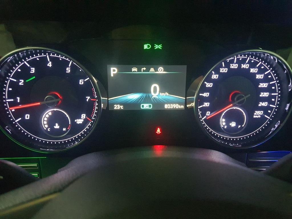 HYUNDAI Grandeur - Vista 2