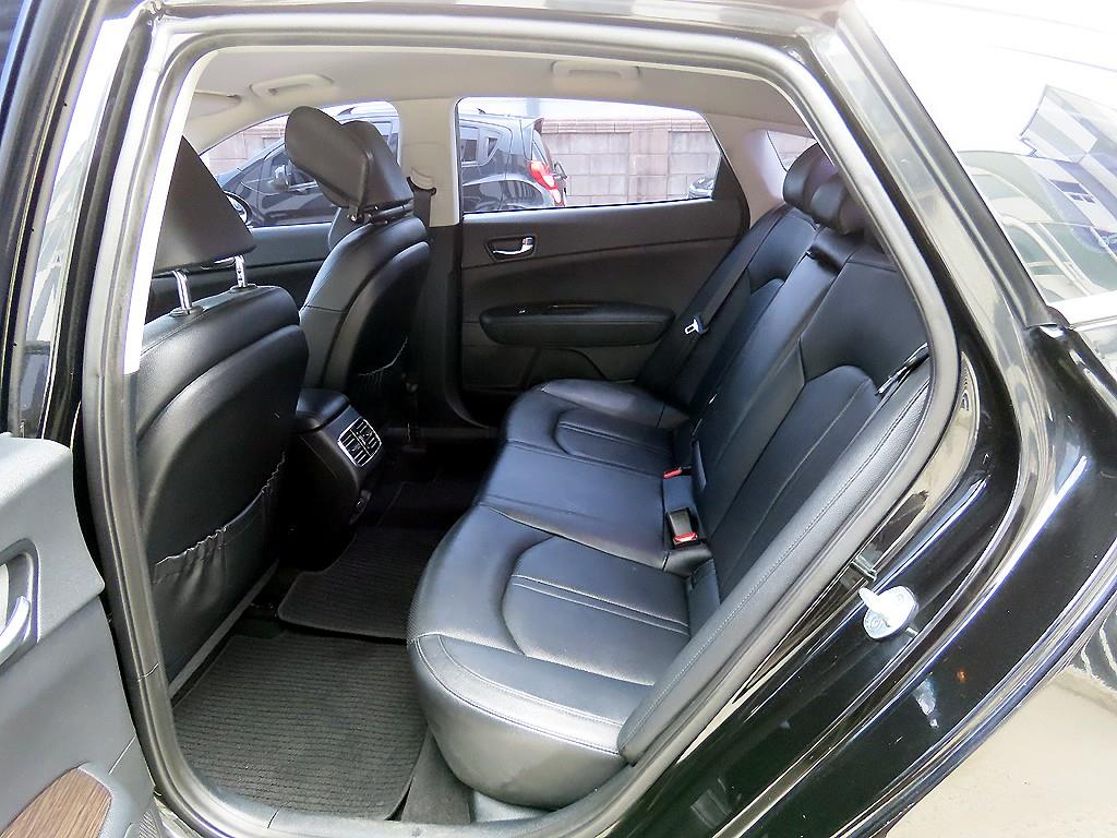KIA K5 - Vista 6