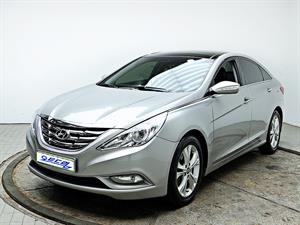 HYUNDAI Sonata - Vista 4