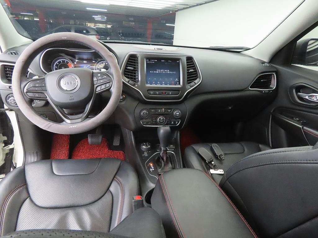 Jeep Cherokee - Vista 7
