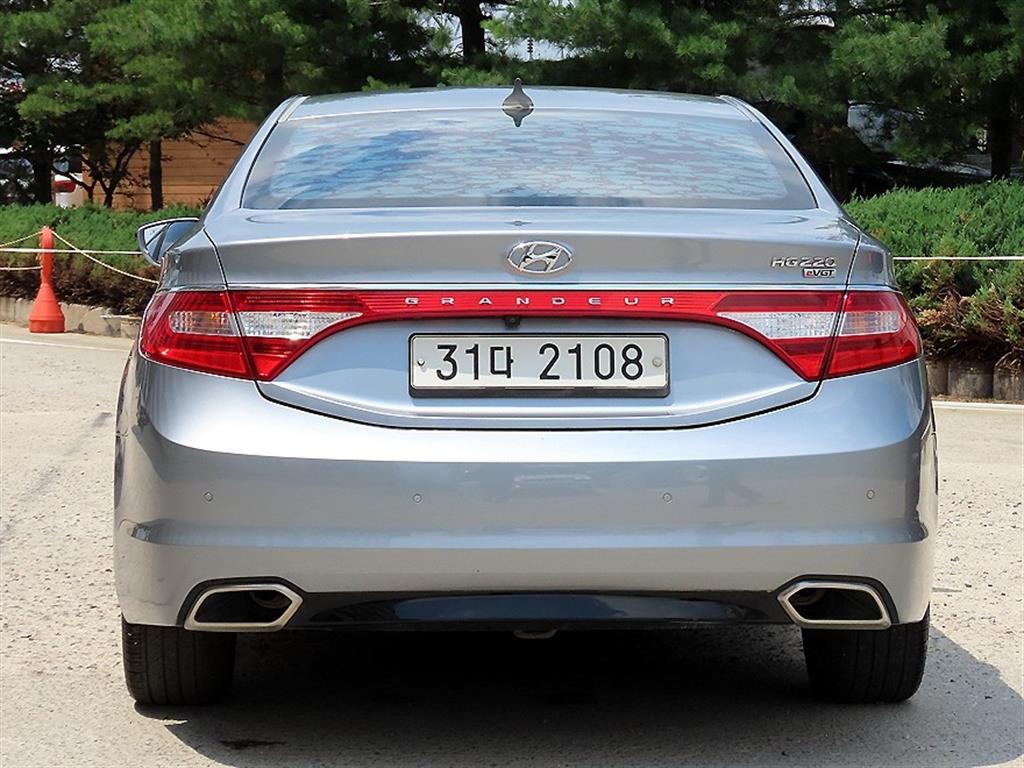 HYUNDAI Grandeur - Vista 4