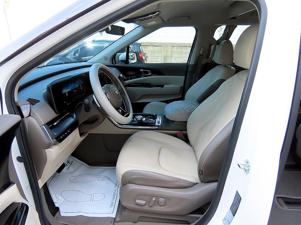 KIA Carnival - Vista 5