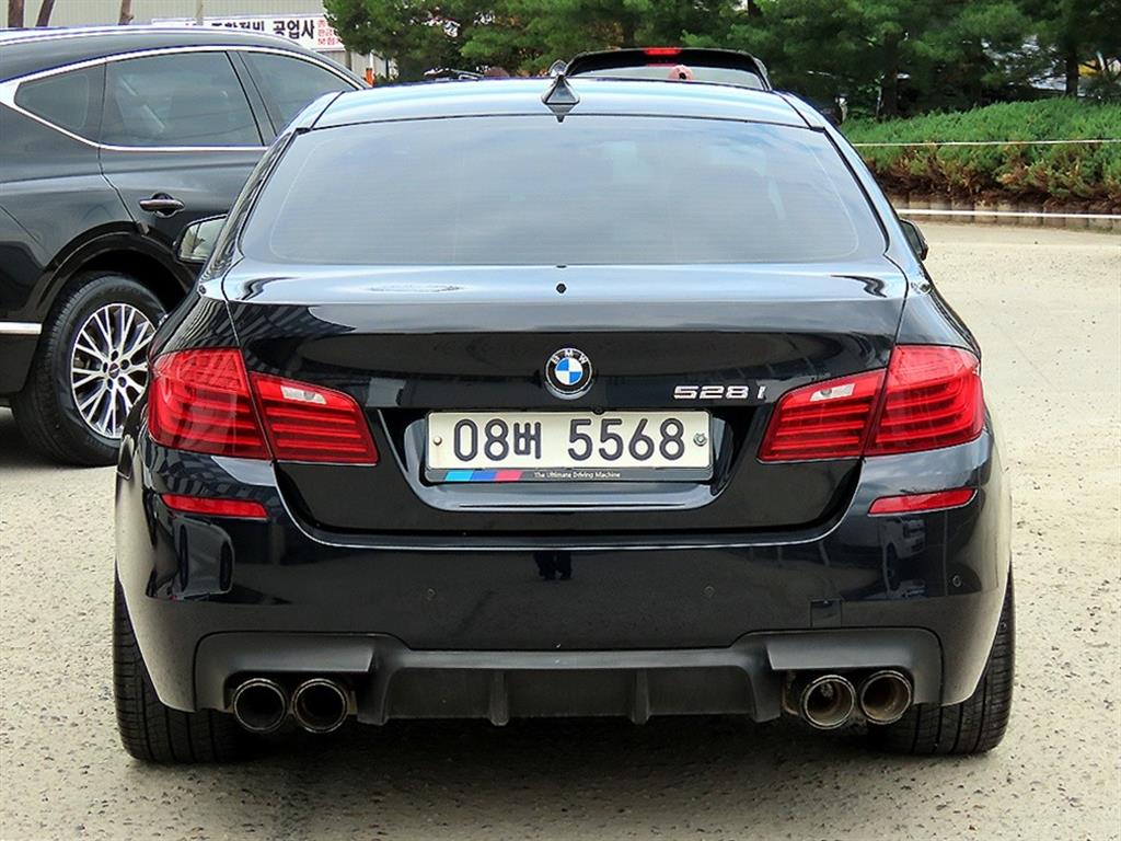 BMW 5 Series - Vista 4