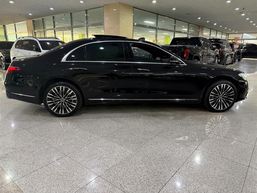 Mercedes Benz S Class - Vista 5