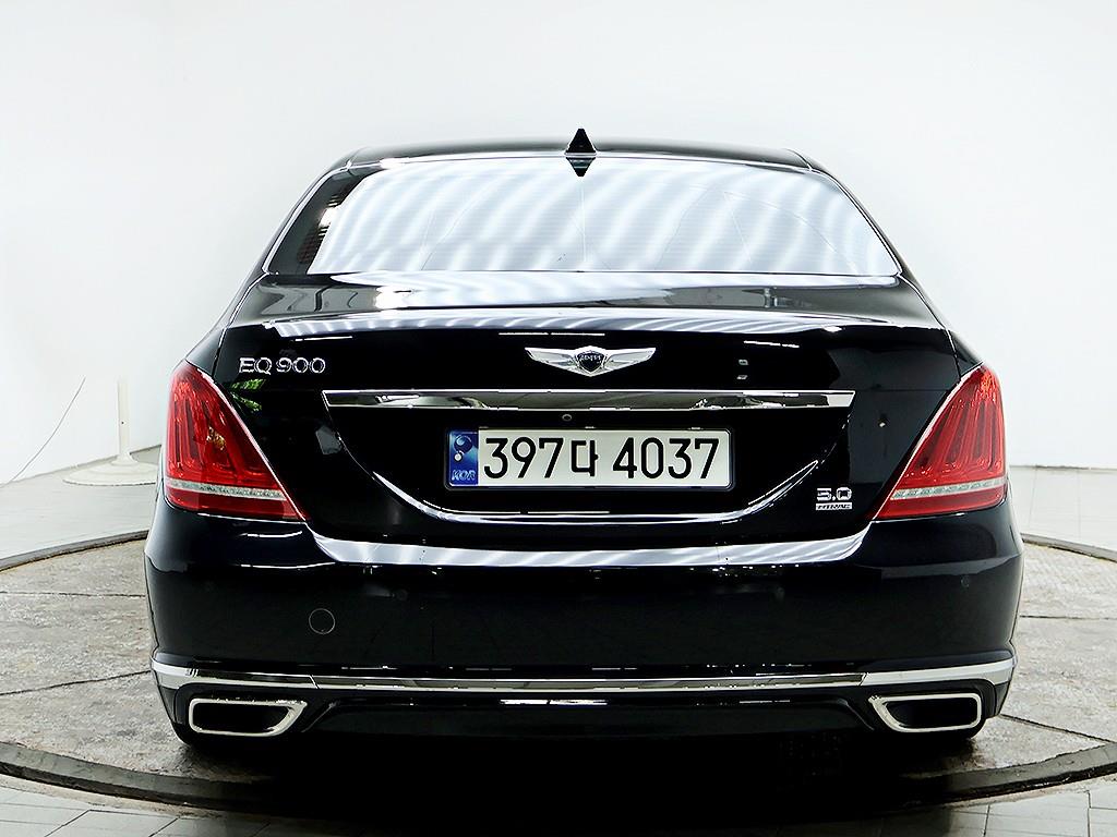 Genesis EQ900 - Vista 5