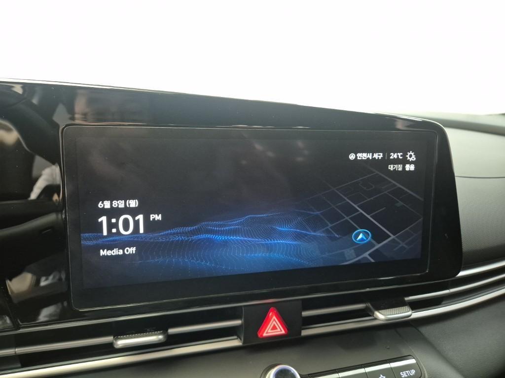 HYUNDAI Avante - Vista 6