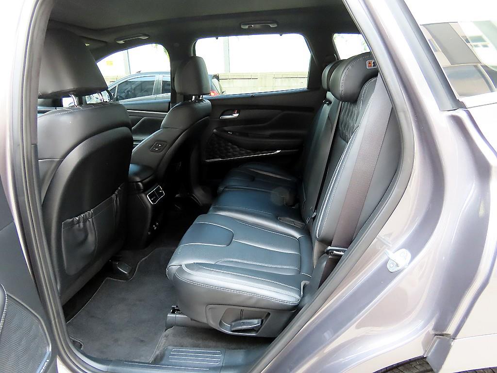 HYUNDAI Santa Fe - Vista 6