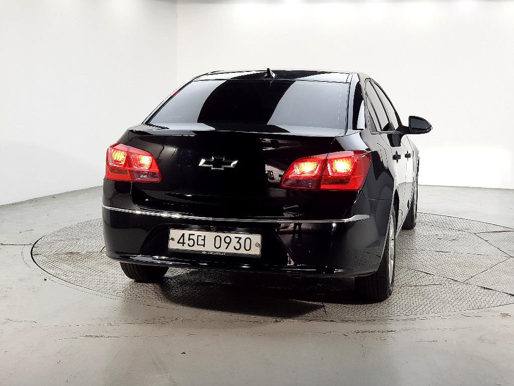 Chevrolet Cruise - Vista 3