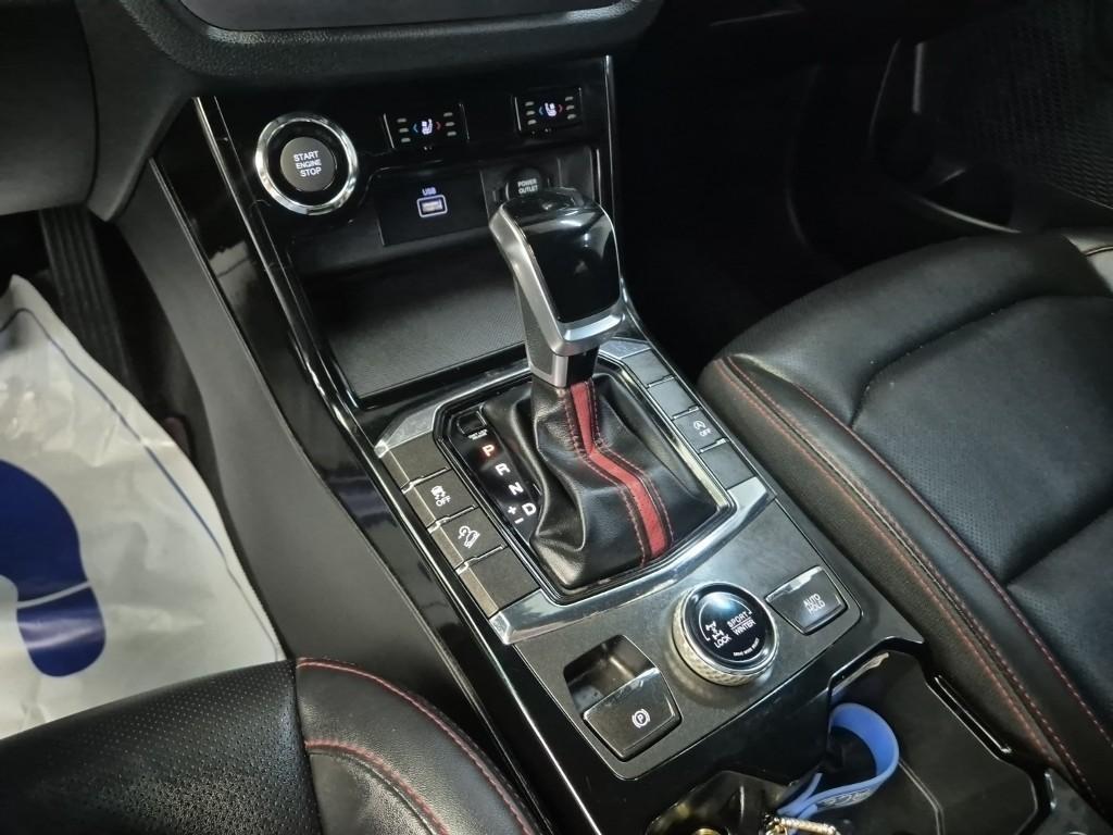 Ssangyong Korando - Vista 8