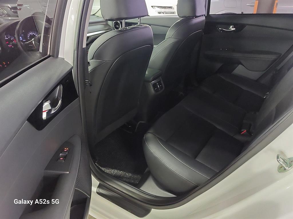 KIA K3 2021 Blanco - Importación desde Corea - HF Imports Iquique - Foto 17