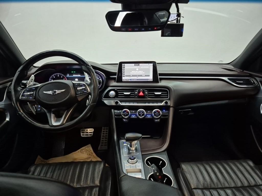 Genesis G70 - Vista 7