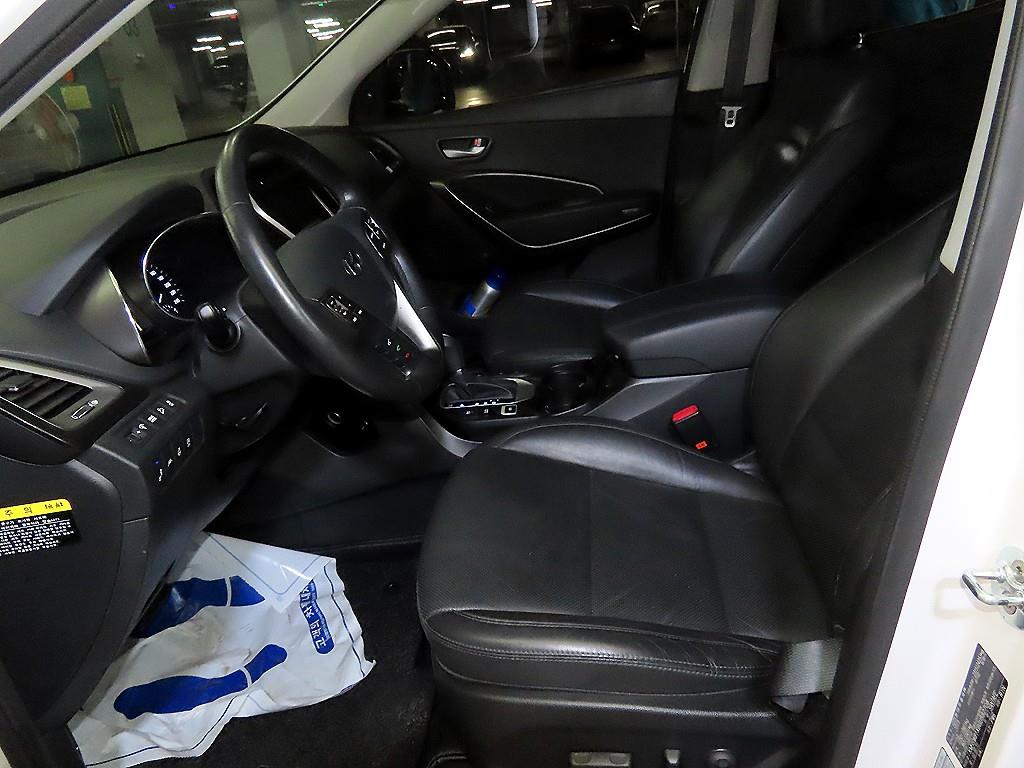 HYUNDAI Santa Fe - Vista 6