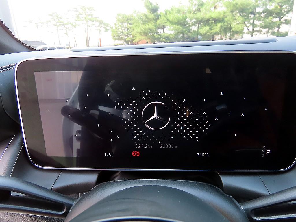 Mercedes Benz GLC Class - Vista 9