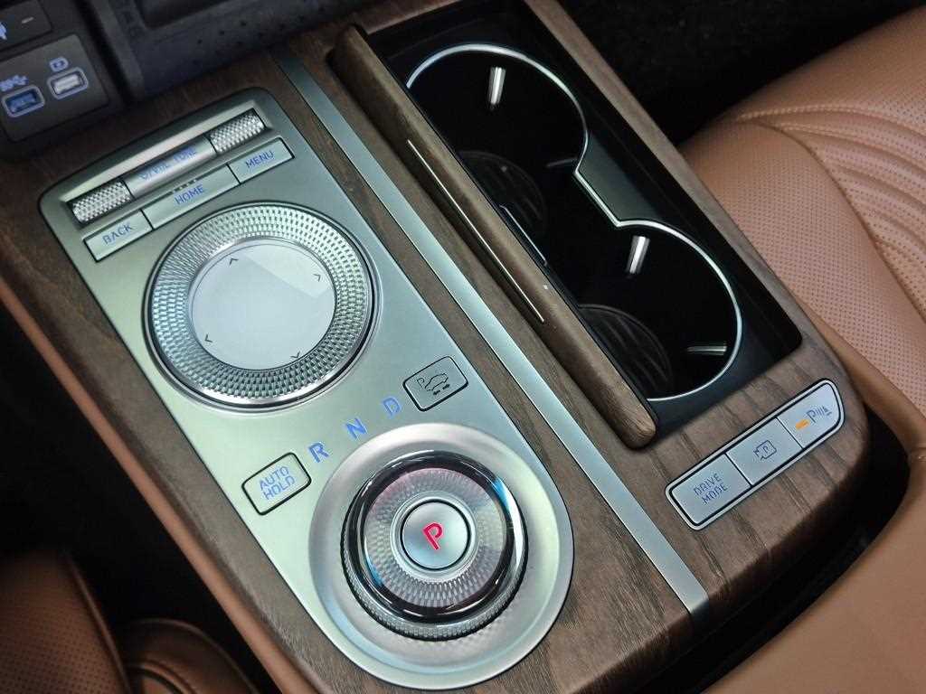Genesis G80 - Vista 8