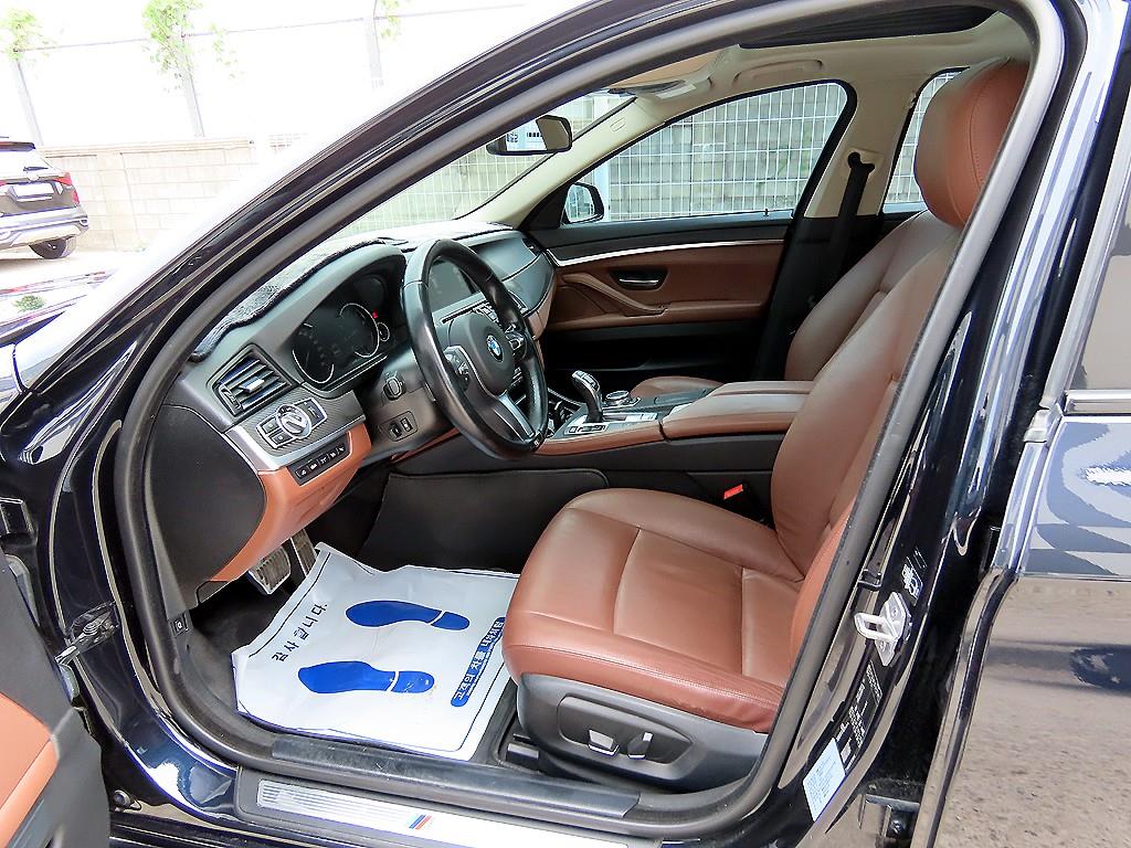 BMW 5 Series - Vista 5