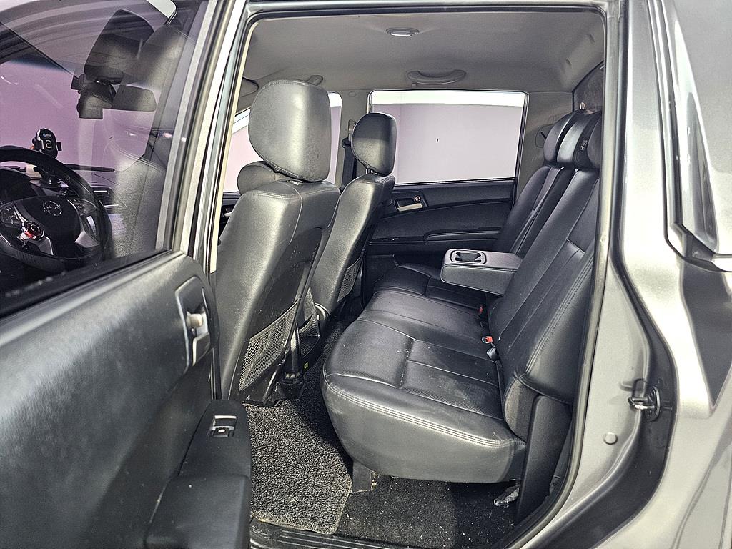 Ssangyong Korando - Vista 9
